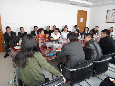 大家對(duì)各自的問題進(jìn)行討論和分享