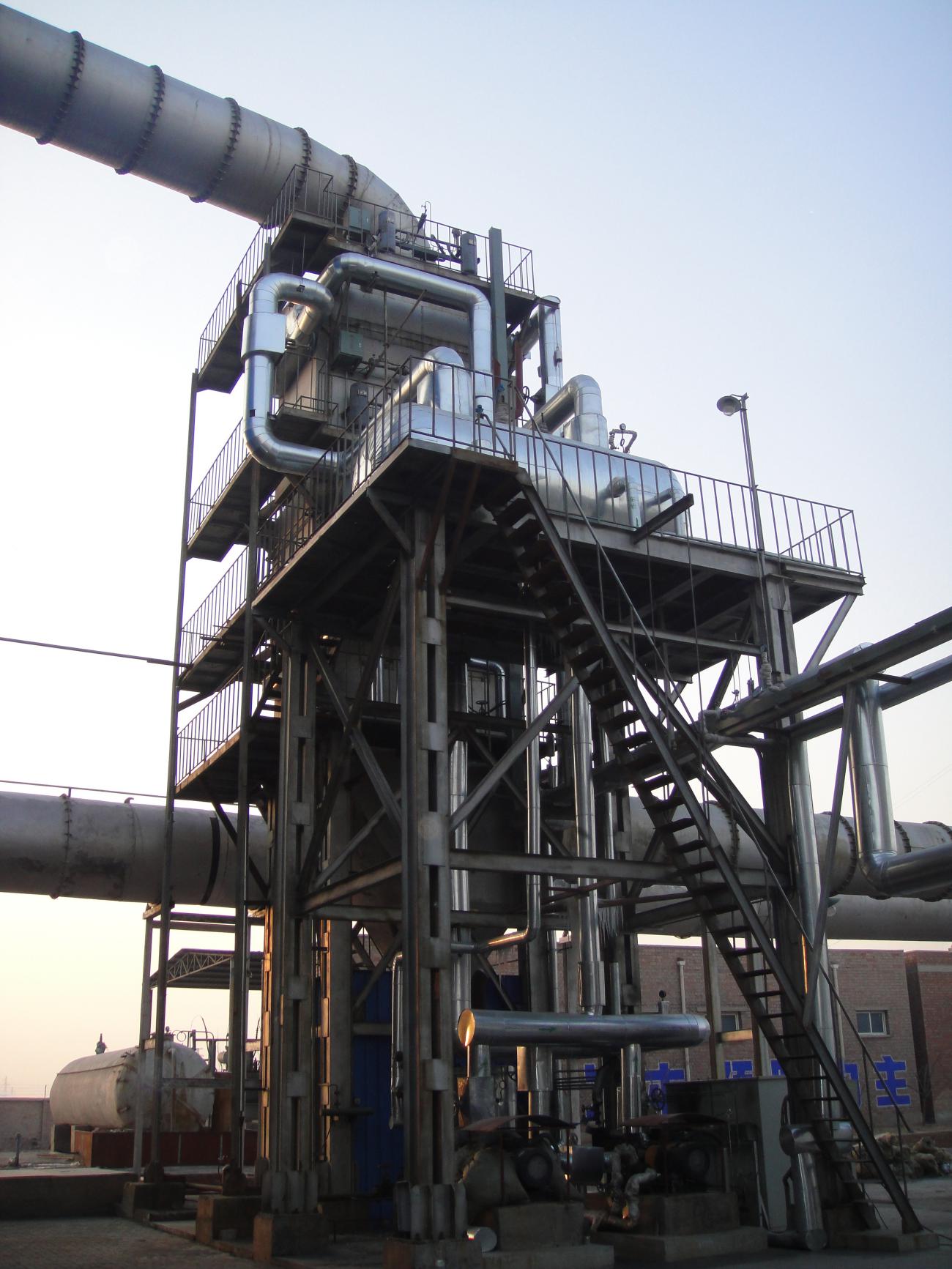 寧夏銀河冶煉現(xiàn)場(chǎng) 寧夏銀河冶煉現(xiàn)場(chǎng)